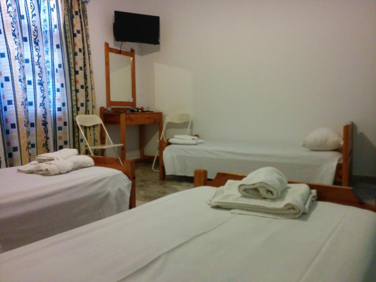 Panos Studios Poros Town Ngoại thất bức ảnh