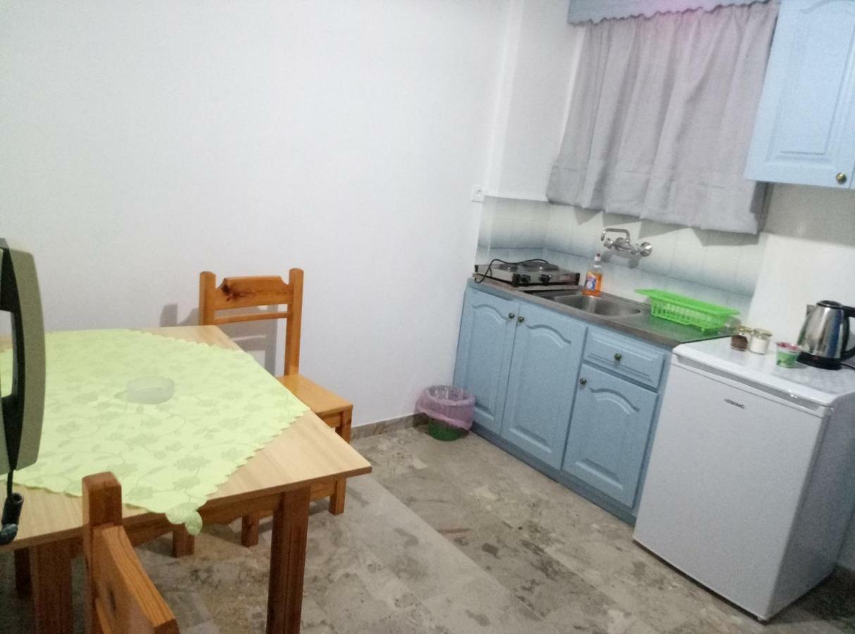 Panos Studios Poros Town Ngoại thất bức ảnh